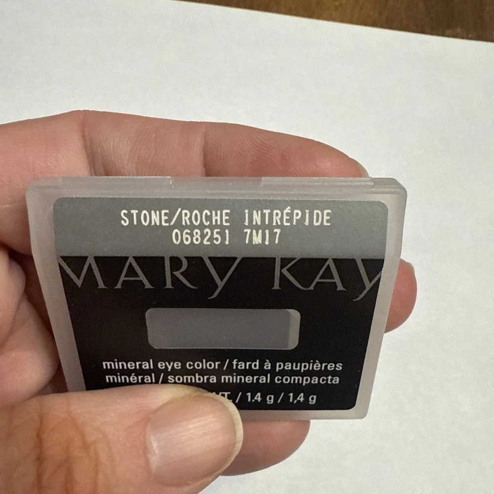 Lot‎ of 2 Mary Kay Mineral Eye Color Stone 068251 Full Size New Discontinued